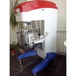 PLANETARNI MIKSER 1